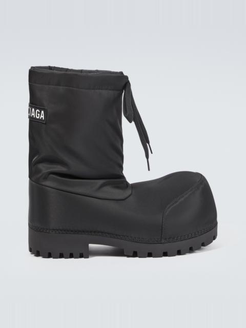 BALENCIAGA Alaska Low snow boots