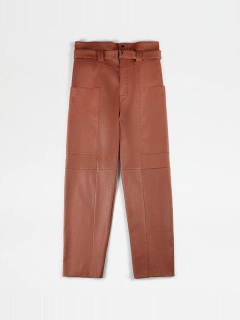 Tod's PANTS IN STRETCH NAPPA LEATHER - BROWN