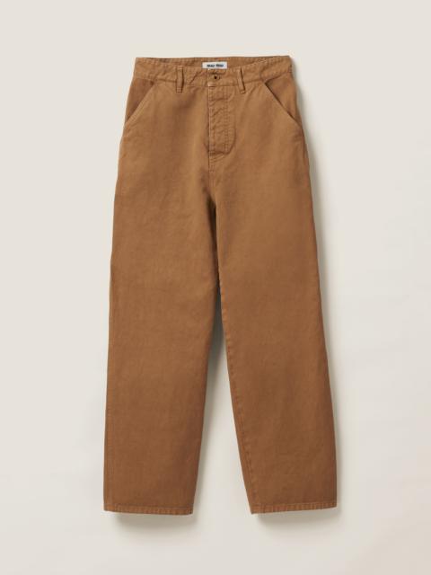 Garment-dyed gabardine pants