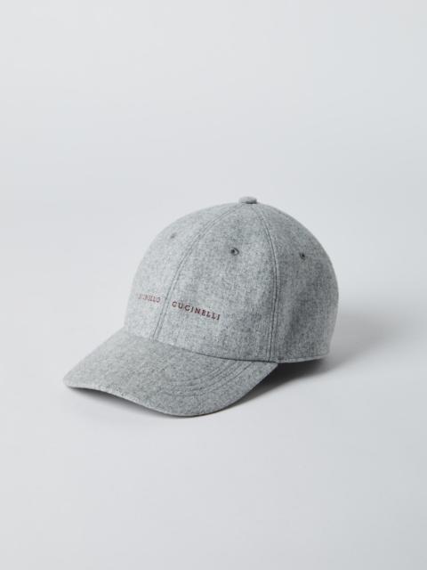 Virgin wool flannel baseball cap with embroidery
