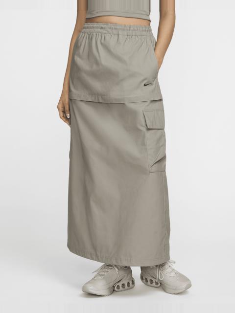 Nike Women's Nike Sportswear Essential Mid-Rise Woven Cargo Midi Skirt