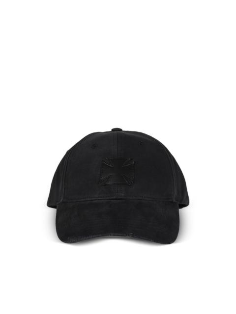 VETEMENTS leather cross cap