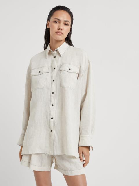 Lightweight linen shirt with snap buttons and shiny tab