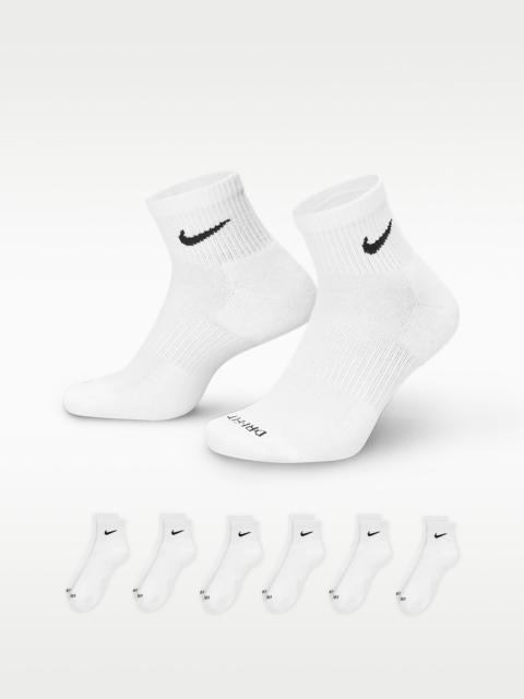Nike Nike Everyday Plus Cushioned Training Ankle Socks (6 Pairs)