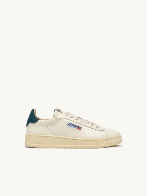 AUTRY DALLAS LOW SNEAKERS IN MARSHMALLOW AND DARK SEA LEATHER