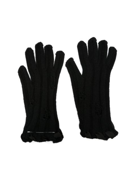 MM6 Maison Margiela distressed ribbed-knit gloves