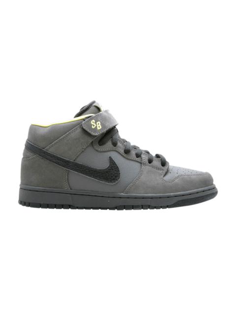 Dunk Mid Pro SB 'Batman'