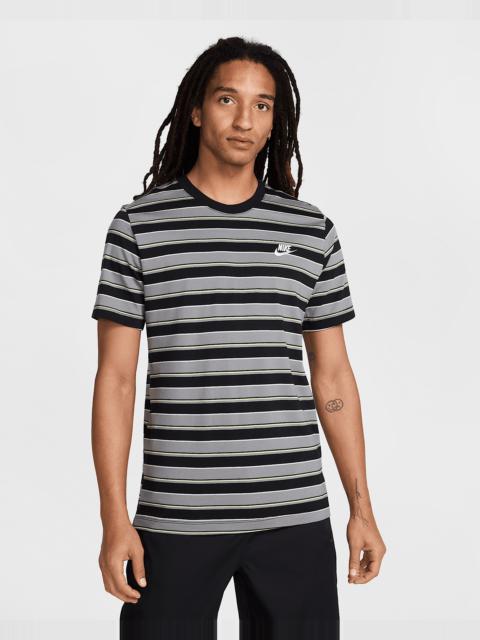 Nike Club Men's T-Shirt