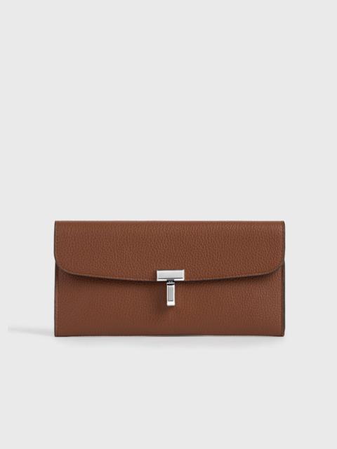 TOTEME T-lock grained-leather wallet sienna
