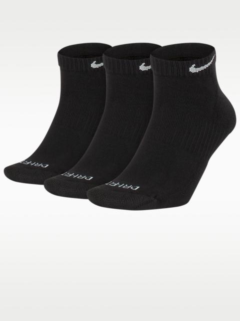 Nike Nike Everyday Plus Cushioned Training Ankle Socks (3 Pairs)