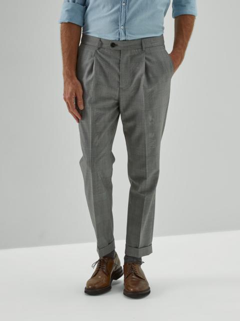Brunello Cucinelli Leisure fit trousers in super 150s virgin wool Prince of Wales with pleat