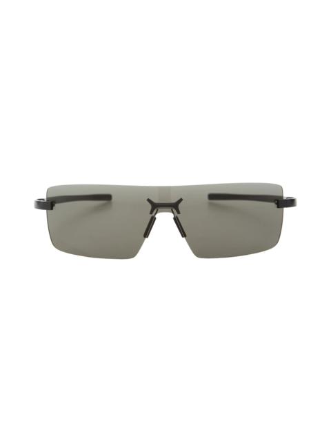 TAG Heuer Flex 136mm Mask Sunglasses in Black/Smoke