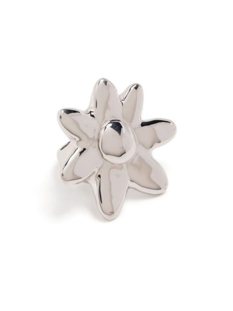 floral-shaped ring