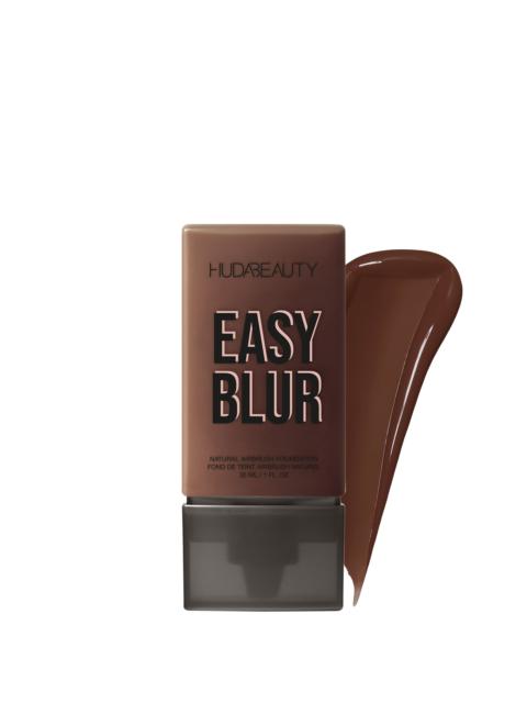 Huda Beauty Huda Beauty Easy Blur Foundation - 590 WARM - True Lava Cake