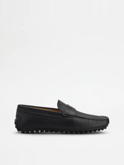 Tod's CITY GOMMINO DRIVING SHOES IN LEATHER - BLACK