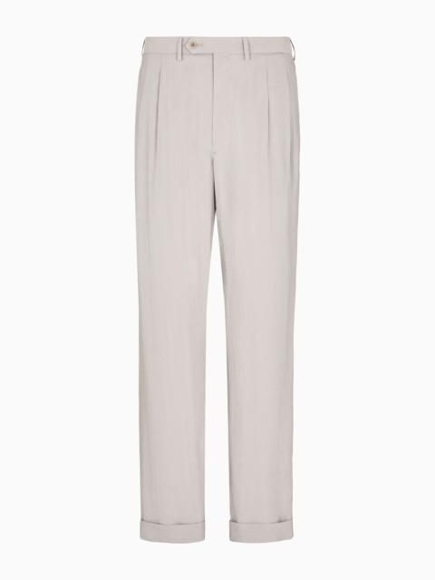 Two-dart trousers in a silk-blend twill