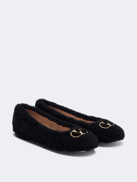 Valentino VLogo teddy ballet flats