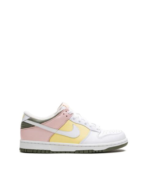 Dunk Low "Easter (2008)" sneakers
