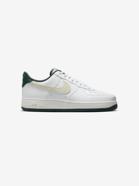Nike Air Force 1 '07 LV8