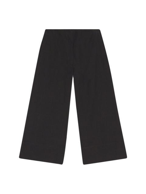 straight-leg trousers