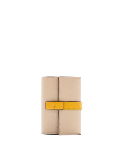 Loewe Small vertical wallet in soft grained calfskin