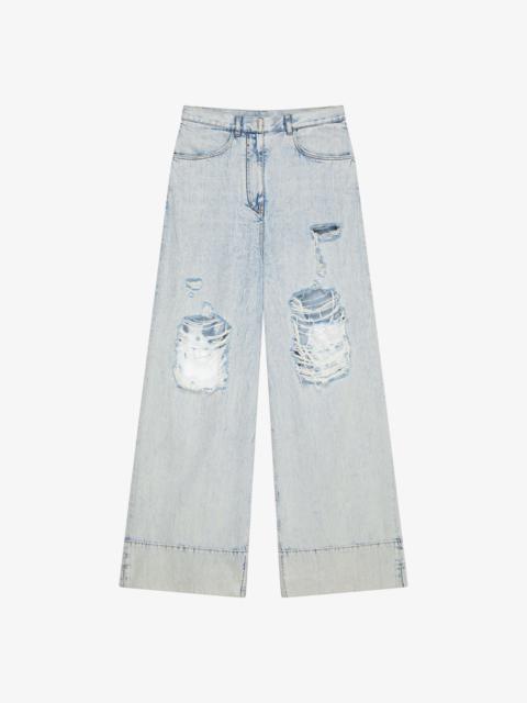 OVERSIZED JEANS IN DESTROYED DENIM