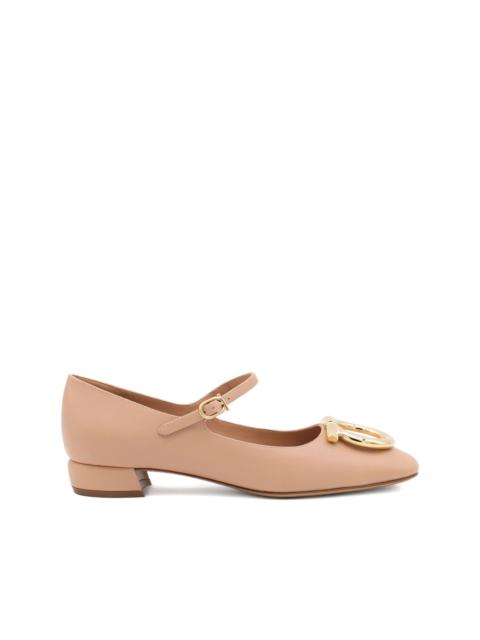 FERRAGAMO New Vara Gancini pumps