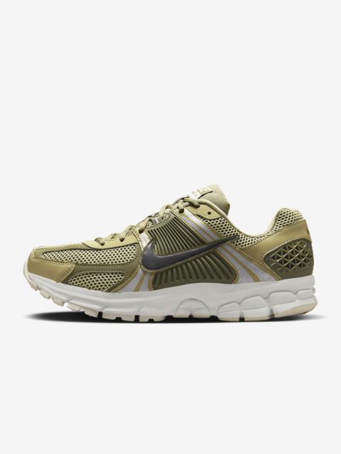 Nike Men's Zoom Vomero 5 Shoes