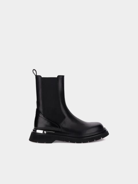 DSQUARED2 URBAN HIKING CHELSEA BOOTS