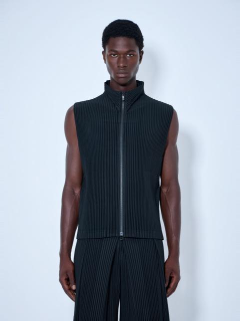 ISSEY MIYAKE Sleeveless Ribbed Gilet