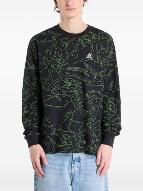 Nike long-sleeve T-Shirt