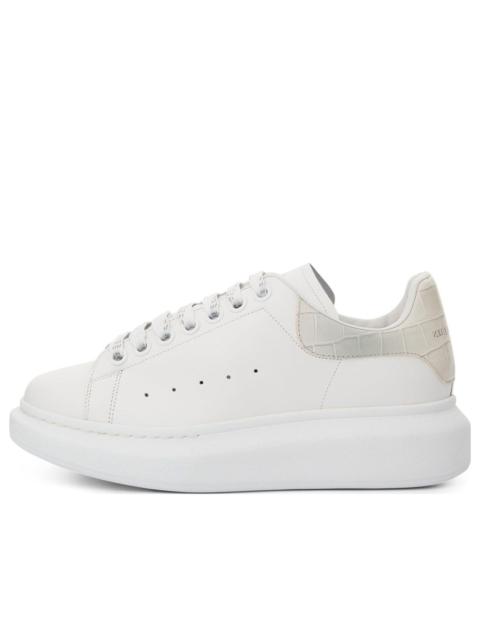 Alexander McQueen (WMNS) Alexander McQueen Oversized Low-Top Sneakers 'White Beige' 718233WICG68959