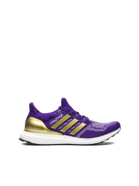 x UW Ultraboost "Washington Huskies" sneakers