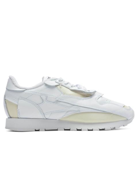 Maison Margiela MAISON MARGIELA X REEBOK CLASSIC LEATHER ‘MEMORY OF’ SNEAKERS  - WHITE
