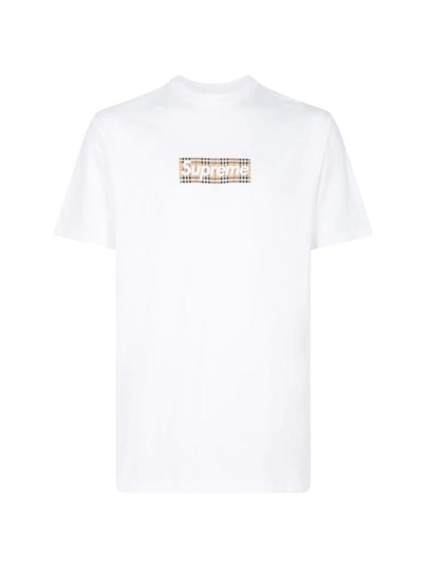 Supreme x Burberry box-logo T-shirt "SS 22"
