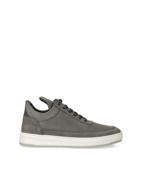 Low Top Base sneakers