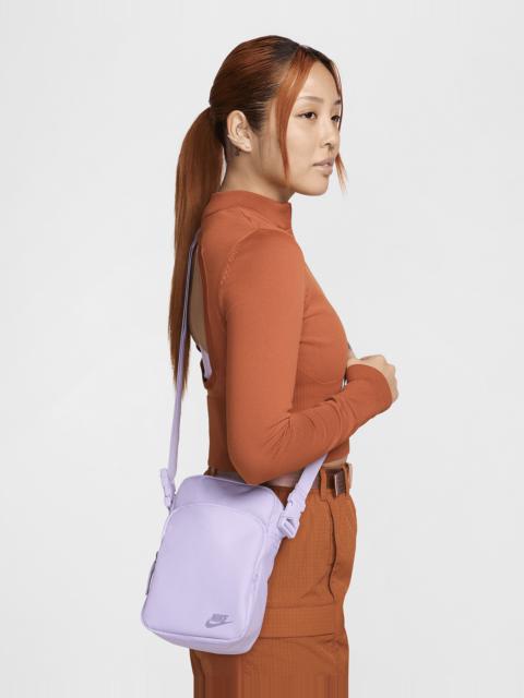 Nike Heritage Crossbody Bag (4L)