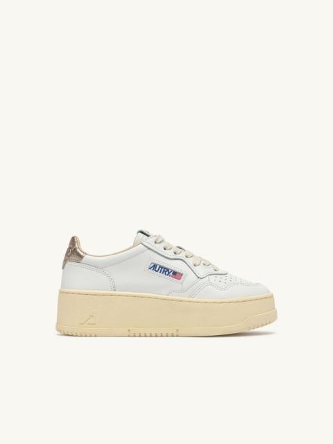 AUTRY MEDALIST PLATFORM SNEAKERS IN FEATHER GRAY AND WHITE SUEDE AND LEATHER