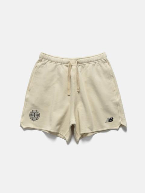 Stone Island x New Balance Sweatshorts Ivory