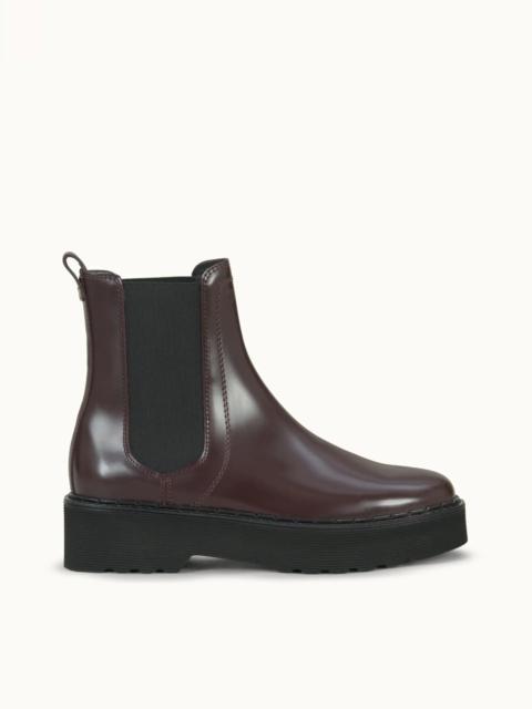 Tod's ANKLE BOOTS IN LEATHER - BURGUNDY