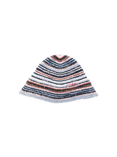 wide-brim knitted hat