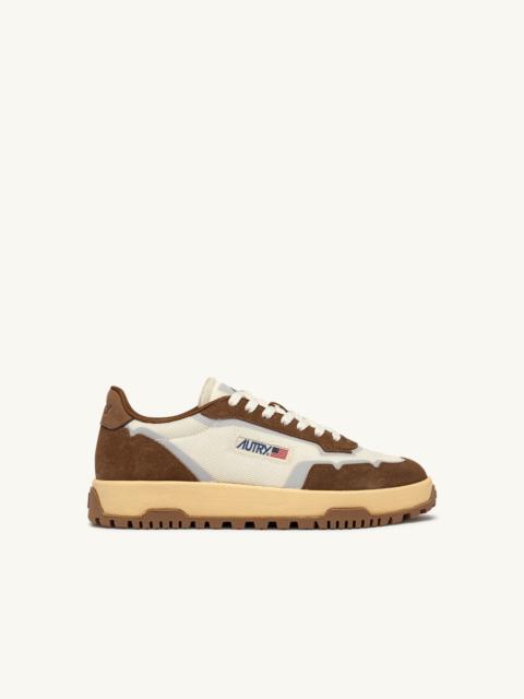 AUTRY WILDPACE SNEAKERS IN MARSHMALLOW AND CIGAR DRAGON MESH AND SUEDE