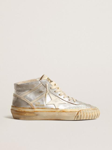 Golden Goose Women’s Mid Star in silver metallic leather with ivory star