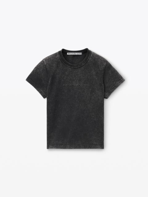 LOGO EMBOSSED ACID WASH SHRUNKEN TEE