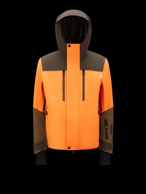 Moncler Cerniat Short Down Jacket