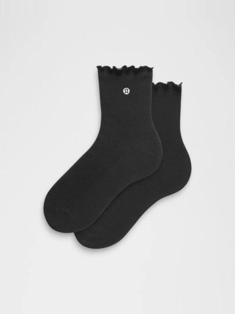 lululemon Unisex Lettuce Edge Quarter Socks