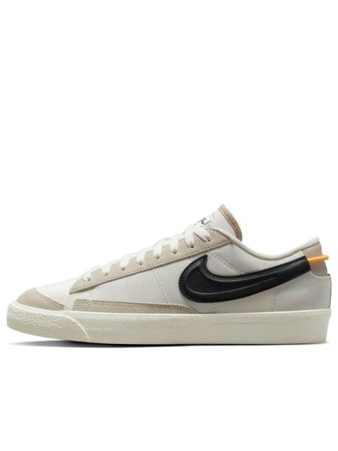 Nike Blazer Low '77 SE 'Moving Company' DV0798-100
