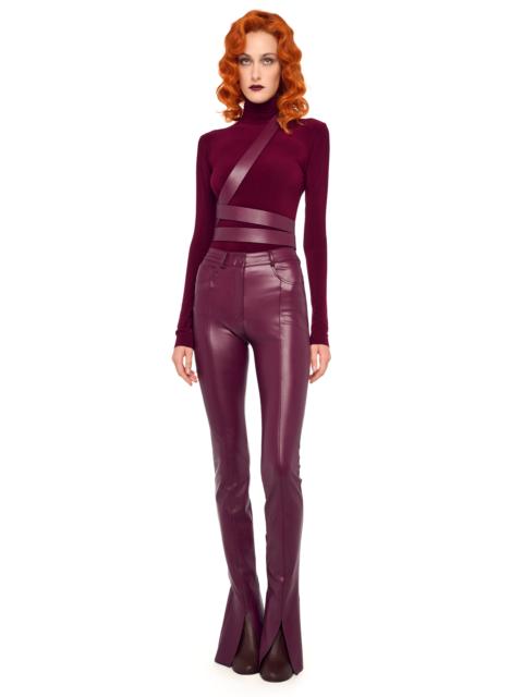 NORMA KAMALI SLIM FIT LONG SLEEVE TURTLE TOP