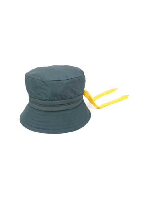 drawstring-fastened bucket hat