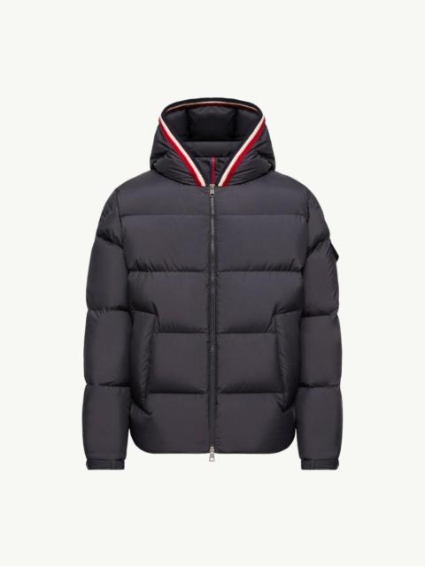 Moncler Lacfroid Hooded Short Down Jacket